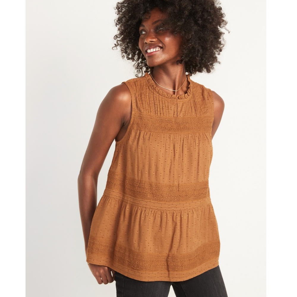 Old Navy Sleeveless Lace-Trim Clip-Dot Swing Blouse